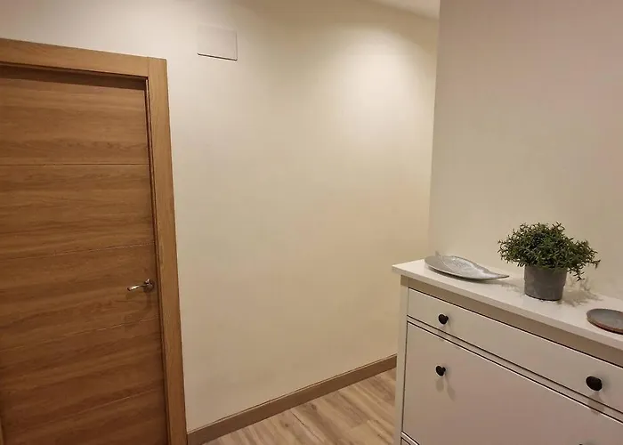 - A Dos Pasos De La Playa - 3 Hab - 2 Banos * Хіхон